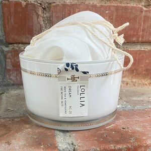 Lollia by Margot Elena Fine Bathing Salts in Dream Scent
